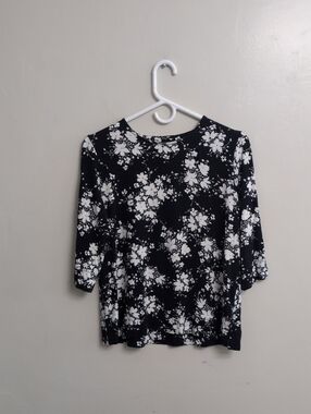 J.Jill Rayon Jersey Knit Floral Top